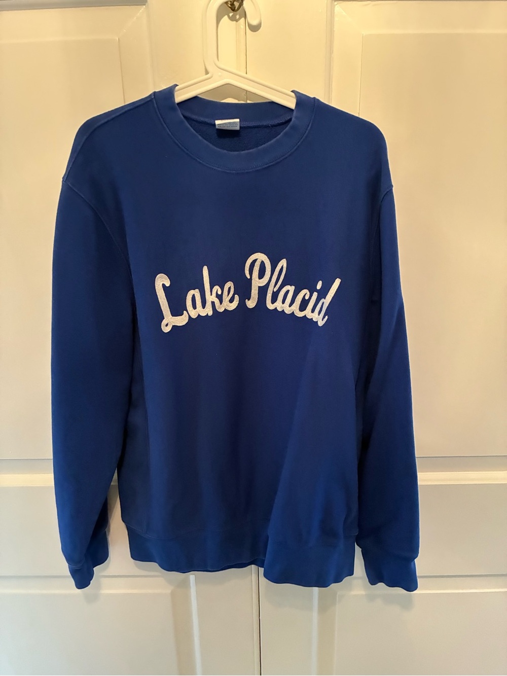 J.Crew Heritage Lake Placid Chain Stitched Crewneck Sweatshirt - Blue. Size L.